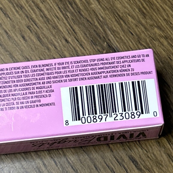 NYX PROFESSIONAL MAKEUP Vivid Brights Liquid Eyeliner Liner - 09 Sneaky Pink - Picture 4 of 5